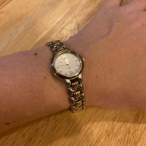 Timex Indiglo Women’s silver gold watch